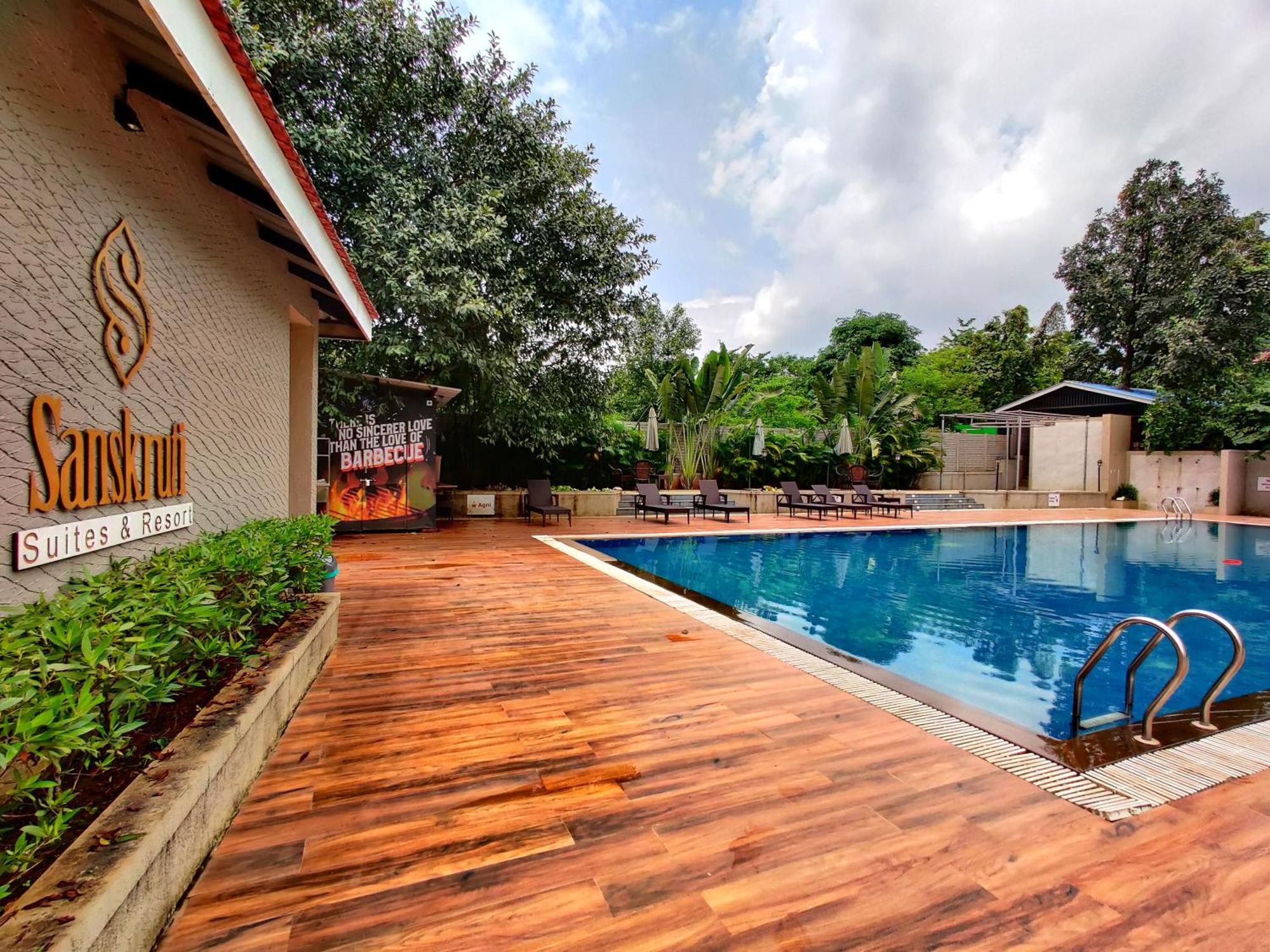 Pushpam Sanskruti Resort Karjat - A Pure Veg Resort Dhamni Eksteriør bilde