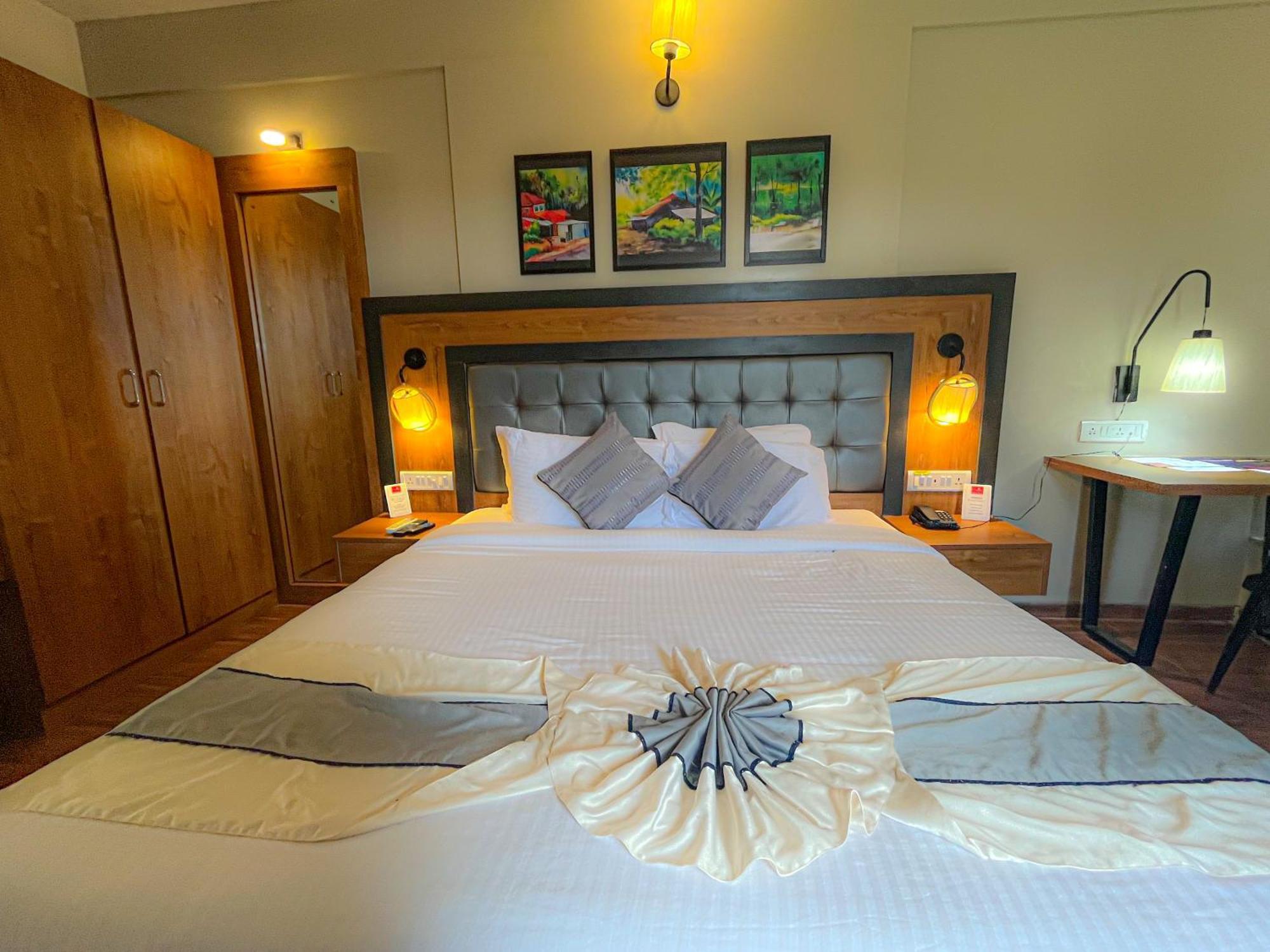 Pushpam Sanskruti Resort Karjat - A Pure Veg Resort Dhamni Eksteriør bilde